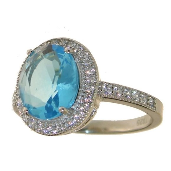 Brilliant Oval 3.60 Carat Blue Topaz Ring - Size 6 - Sterling Silver Setting - Picture 6 of 8